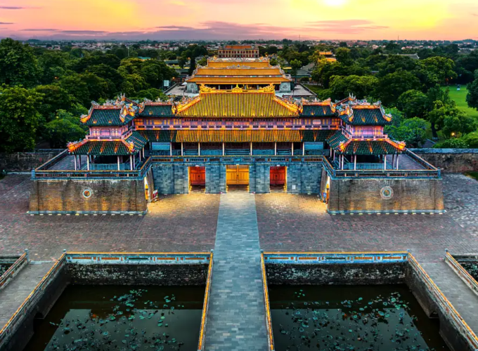 Huế cung đại nội-Tour Huế Tầu Hỏa